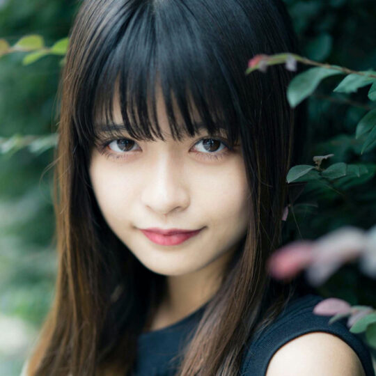 景井ひな